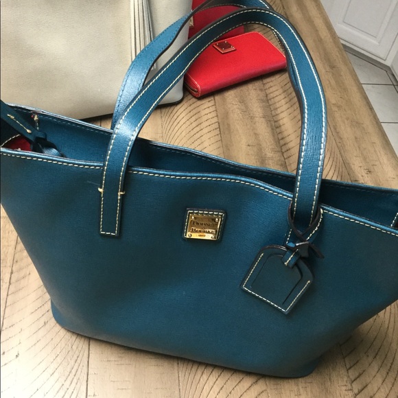 Dooney&Burke teal saffiano leather purse in UEC - Picture 3 of 12